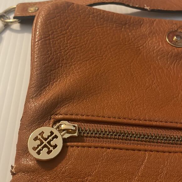 Tory Burch Brown leather Reva flap Clutch with gold chain strap - Picture 7 of 14